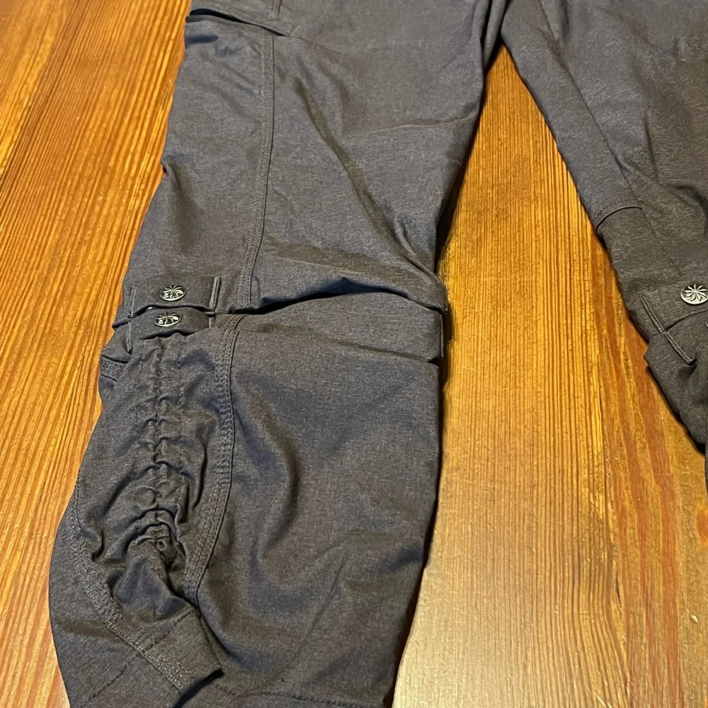 Athleta‎ Women's Multi Pocket Casual Athletic Pants Size 0